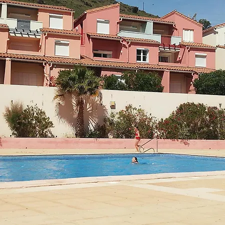 Les Pieds Dans L'eau ! Apartment Cerbere